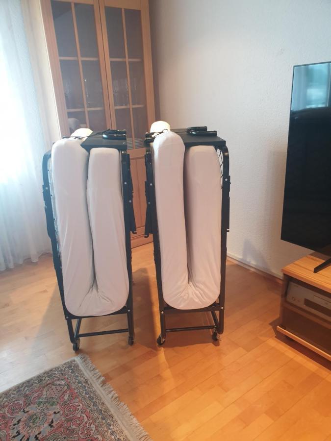 Wohnung Fuer 4 Personen, 2 Schlafzimmer, 2 Parkplaetze, Wlan Konstanz Bagian luar foto